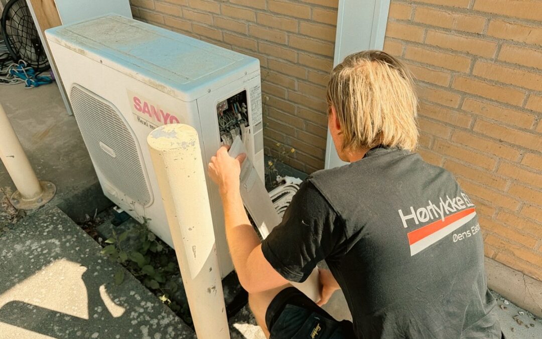 Håndværkerfradrag og el-arbejde i 2026: hvad giver fradrag, og hvad gør ikke